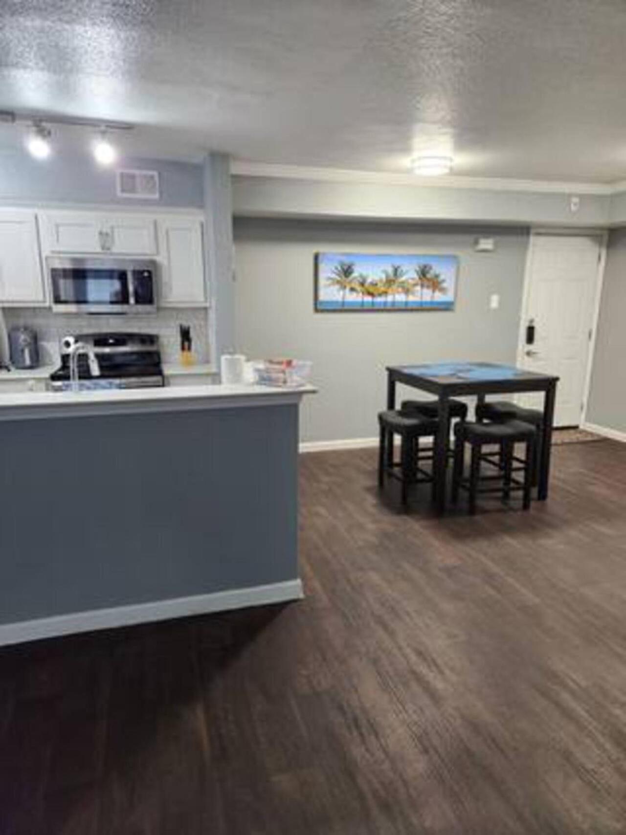 Blue Shark *B501* @ Medical Center 1Br Modern King Apartment With Private Patio Houston Esterno foto